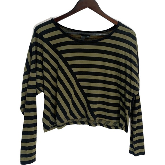 H&M Divided Khaki &Black Striped Cropped T-shirt Size M - Picture 2 of 7